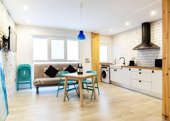 Chic Y Renovado Loft En La Playa شقة فالنسيا