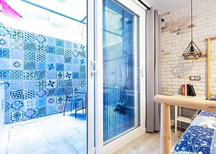 Chic Y Renovado Loft En La Playa فالنسيا