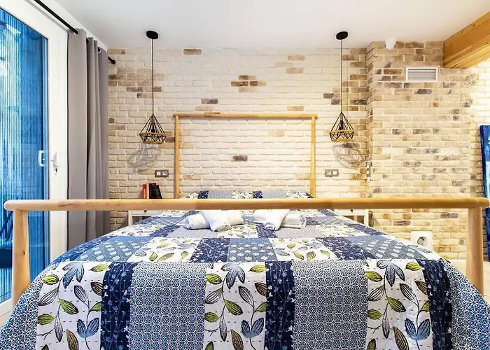 Chic Y Renovado Loft En La Playa شقة *